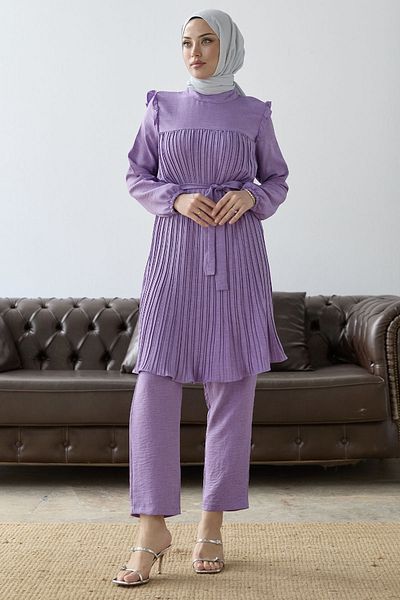 InStyle Pleated Front Ruffle Detail Set - Lilac