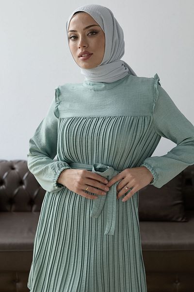 InStyle Pleated Frill Detail Set on the Front - Water Green