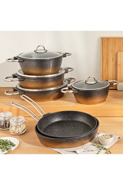 Emsan Kuvars 28 Cm Siyah Gold Karnıyarık Tenceresi