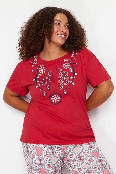 Trendyol Curve Red Geometric Patterned Knitted Pajamas Set TBBSS24AI00093