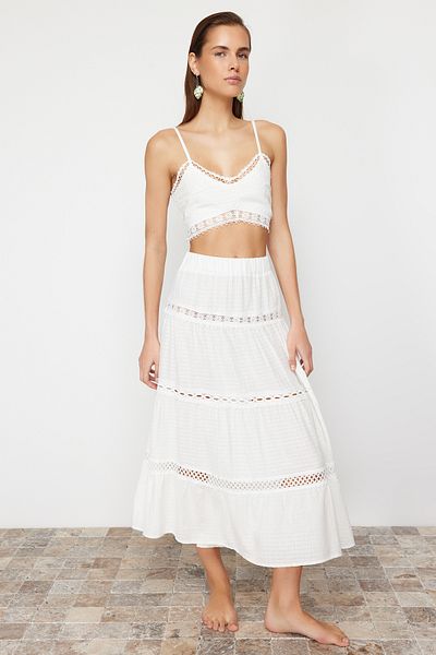 Trendyol Collection Ekrü szövésű fodros 100% pamut blúz szoknya készlet TBESS24AU00033