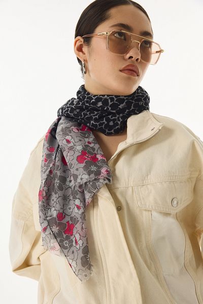 FENZA SCARF Şal din bumbac negru cu model de primăvară Lilly