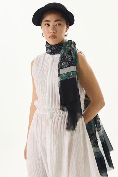 FENZA SCARF Black Cotton Daisy Flower Patterned Shawl
