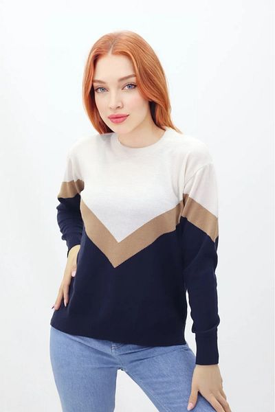 ÇILDIR ÖRME Bagel Collar Front V Model Sweater