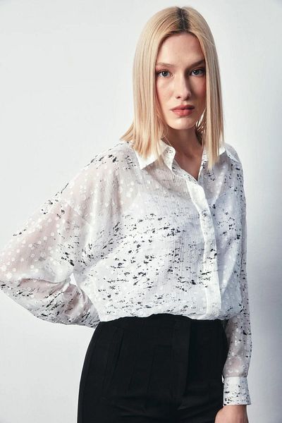 Sateen Cămașă de damă 1395-2011 cu frunze largi Ecru-argintiu