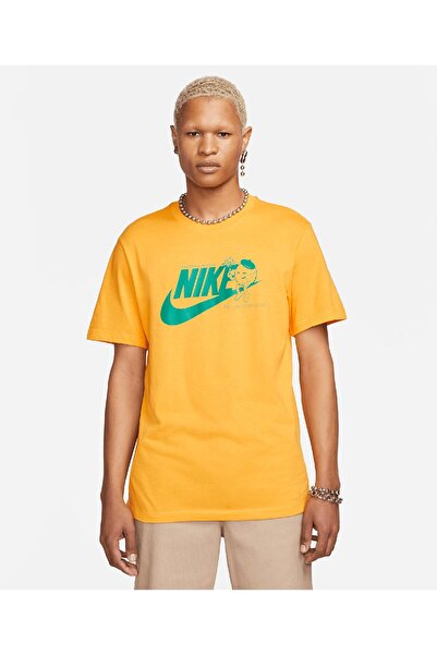Nike Sportswear Athletic Arts Club Erkek Sarı Günlük T-Shirt