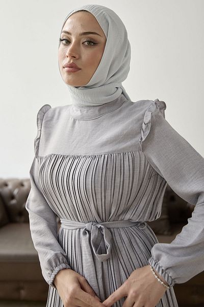InStyle طقم تفاصيل كشكش مطوي من الأمام - رمادي