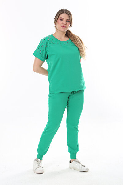 Şans Kadın Büyük Beden Yeşil Taş Detaylı Kısa Kollu Sweatshirt Pantolon Takım 65N37702