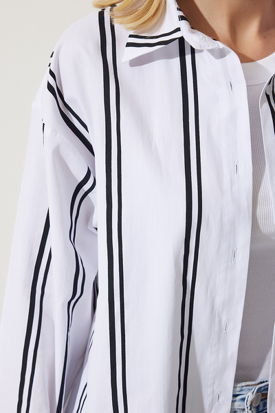 Happiness İstanbul Damska koszula oversize popelinowa w białe czarne paski BP00154