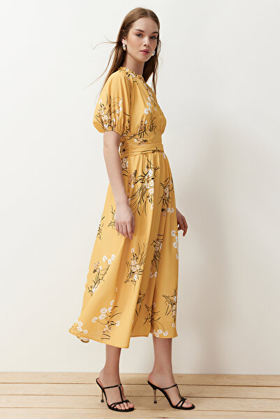 Trendyol Modest Φόρεμα με μουστάρδα λουλουδάτο μακρύ φόρεμα TCTSS24EB00008