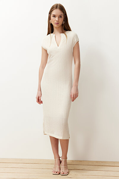 Trendyol Collection Πλεκτό Ecru Look Slit Lined Shift/Solid Cut Maxi Flexible Knitted Pencil Dress TWOSS24EL00573