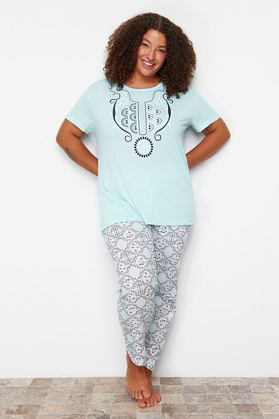 Trendyol Curve Blue Geometric Patterned Knitted Pajamas Set TBBSS24AI00093