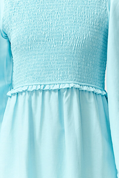Trendyol Modest Tyrkysové tkané šaty TCTAW22EB0109