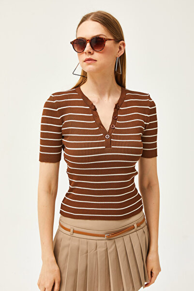 Olalook Γυναικεία πλεκτή μπλούζα Bitter Brown με 5 κουμπιά ριγέ BLZ-19002593