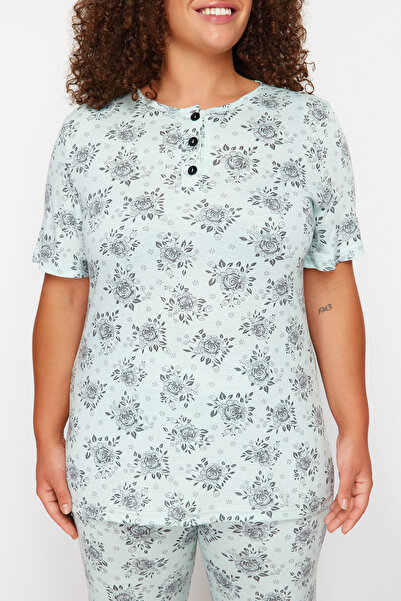 Trendyol Curve Pletené pyžamové pyžamá s kvetinovým vzorom na gombíky TBBSS24AI00074