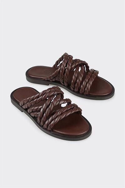 Elle Shoes شبشب نسائي من الجلد البني