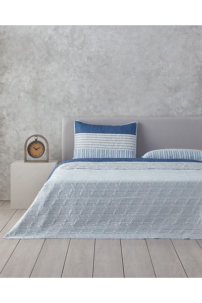 English Home Blue Sleek Stripes King Size Bedspread Set