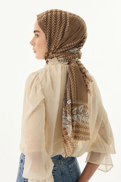 FENZA SCARF Βαμβακερό σάλι με φύλλα τουλίπας σε καφέ-κρεμ χρώμα