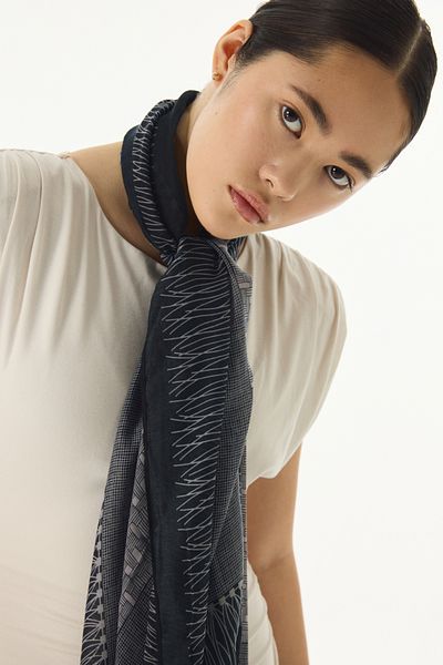FENZA SCARF Aria Line Pattern Gray Cotton Shal