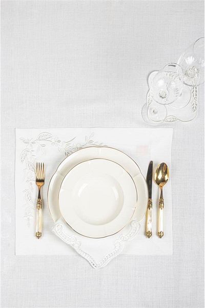 Mikasa Moor Eva White 6 τεμαχίων σουπλά