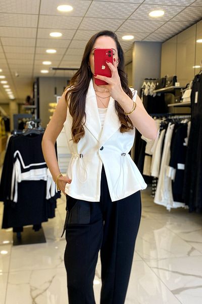 Vosse On Fashion Black Waist Gathered Single Button Detailed Vest