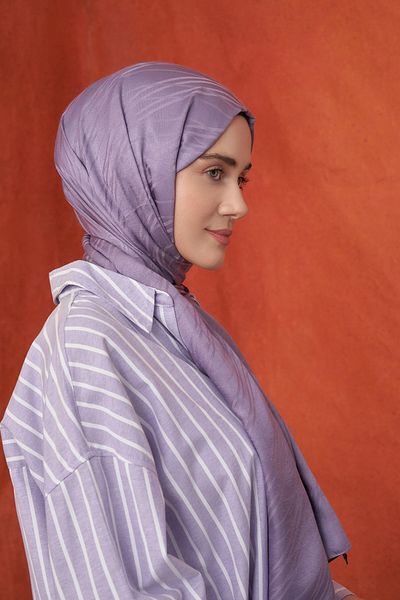 ARMANDA ITALIAN JACQUARD STRIP PATTERNED SHAL