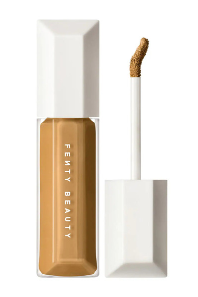 FENTY BEAUTY خافي عيوب البشرة الطويل المرطب من We're Even