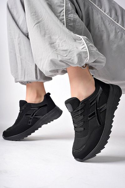 ALTUNTAŞ Women's Black Sneakers Sports Shoes - Anatomical Insole - Non-Yellowing Sole