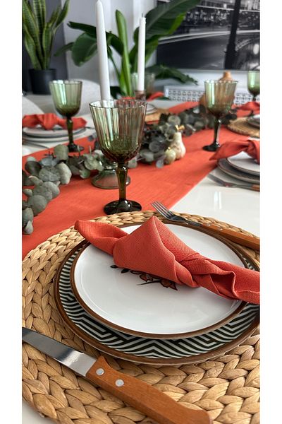Decamor home 6 Pack Linen Textured Tile Cinnamon Napkins