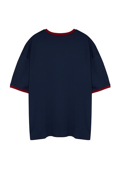 Trendyol Collection Uniszex nagyméretű sötétkék túlméretes blokkmintás póló - TMNSS24BF00049