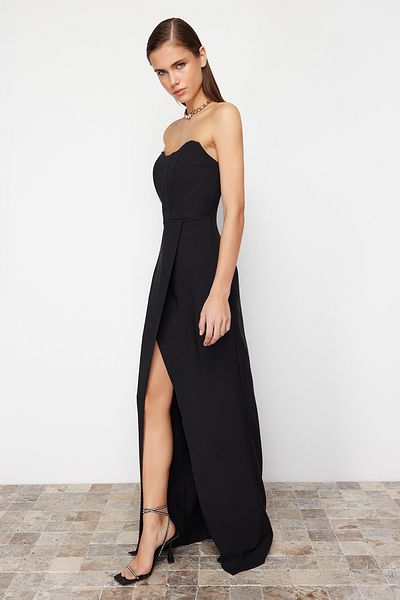 Trendyol Collection Czarny gorset, szczegółowo tkana, długa suknia wieczorowa TPRSS24AE00151