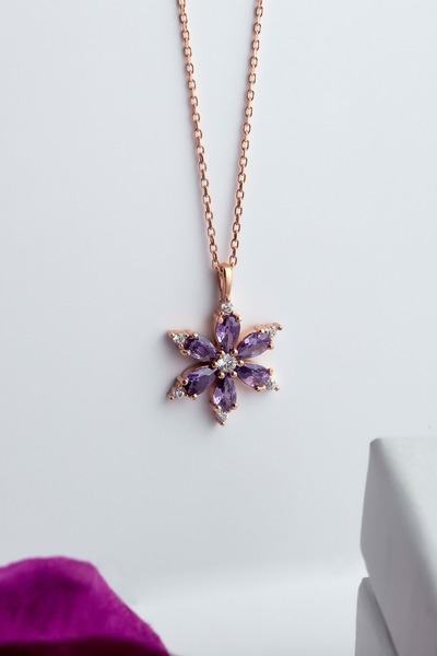 Else Silver 925 Ayar Gümüş Mor Nergis Çiçeği Kolye