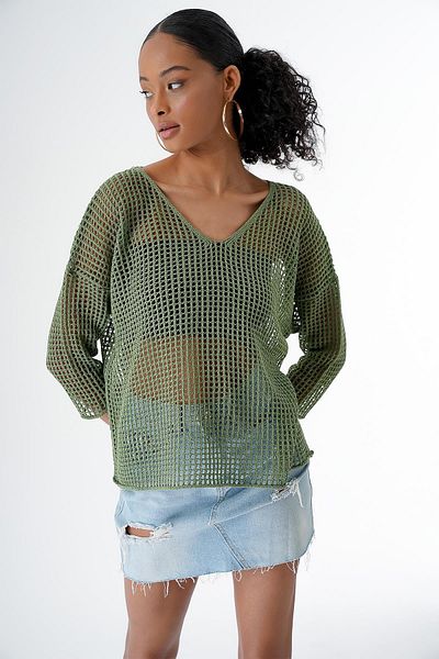 CHUBA Women's V-Neck Shaped Transparent Knit Blouse Green 24S154