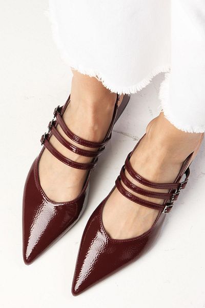 Mio Gusto Katniss Burgundy Color Patent Leather Open Back Side Buckle Pointed Toe Women's Short Heeled Shoes