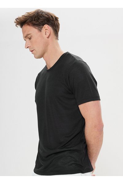 ALTINYILDIZ CLASSICS Six Stars Classics Schwarzes Herren-T-Shirt 4A 4824200045