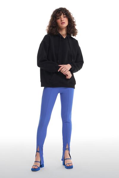 Quzu Kapüşonlu Kanguru Cepli Sweatshirt Siyah