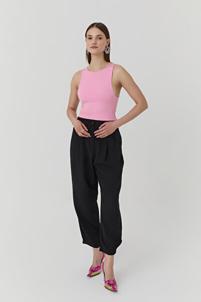 Quzu Crew Neck Strap Crop Blouse Pink