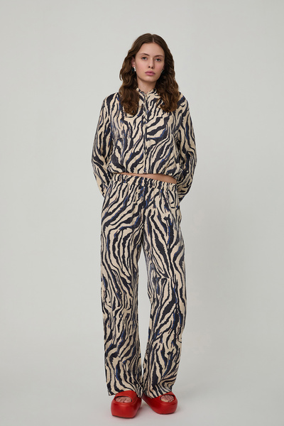 Quzu Яскрава візерунчаста куртка-бомбер бежевого кольору