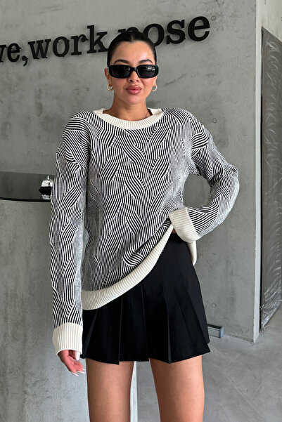 MODAGEN Schwarz-weiß gestreifter Damenpullover aus weichem Garn