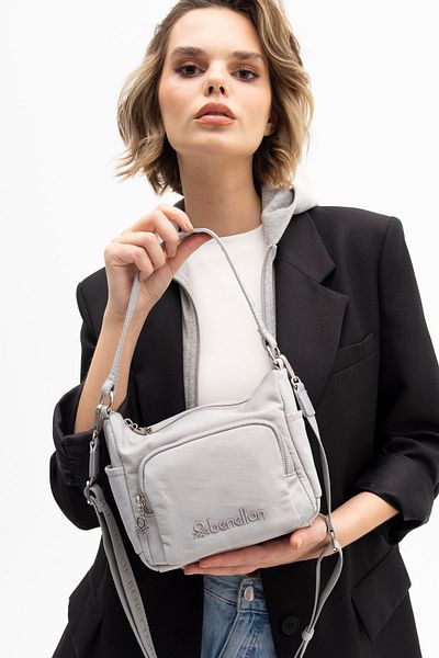 United Colors of Benetton Beneton Femei - Geantă Crossbody Gri, Model BNT1202