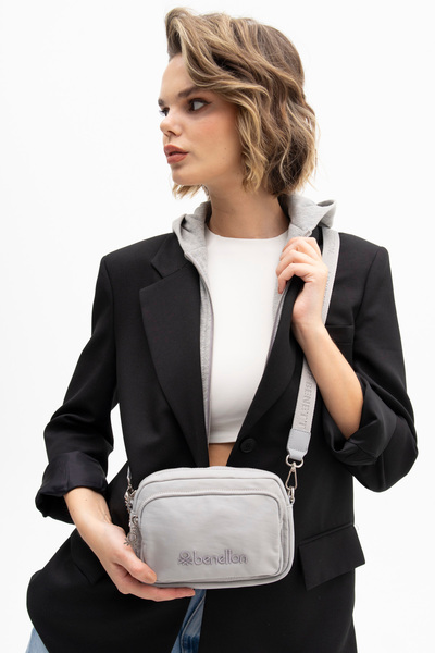 United Colors of Benetton Benetton Women - Geantă Crossbody Gri, Model BNT1203