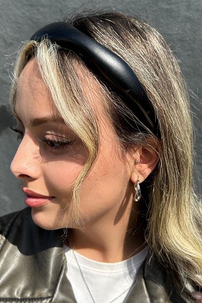 TAKIŞTIR Black Leather Crown