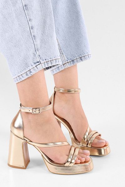 Shoeberry Pantofi cu toc Isobel Gold metalic lucios de damă
