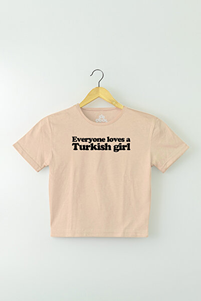 so cool Everyone Loves A Turkish Girl Printed Beige γυναικείο μπλουζάκι Crop