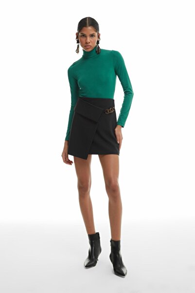 Quzu Asimetrik Aksesuarlı Etek Siyah