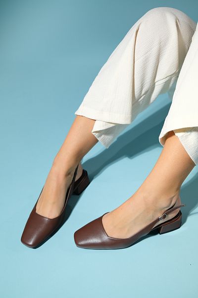 LuviShoes Dámské boty na podpatku STATE Brown Skin