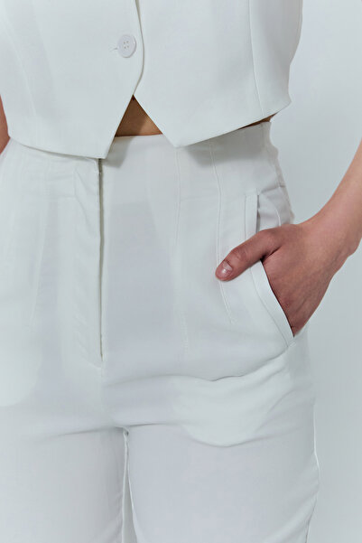 Quzu Штани із завищеною талією з деталями під цангу екрю