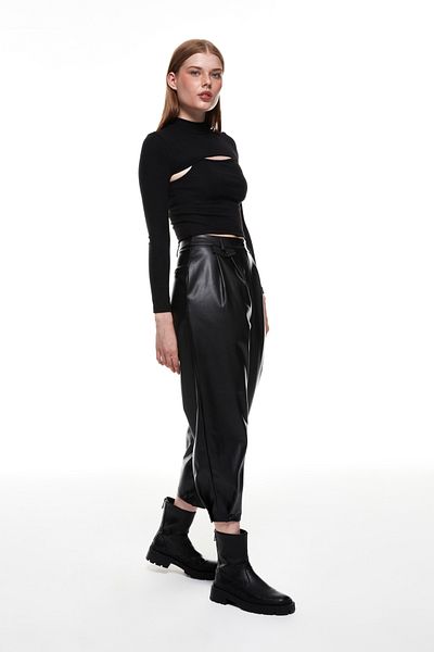Quzu Button Detailed High Waist Leather Trousers Black