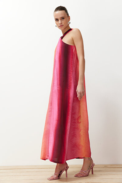 Trendyol Collection Розова макси тъкана рокля с права кройка и яка с детайли TWOSS24EL00387