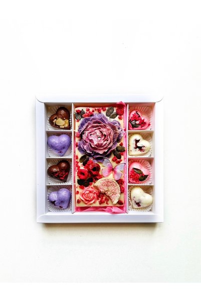 Tuis Chocolate Şakayık Çiçeği Çikolata Kutusu